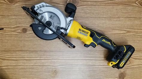Mini Circular Saw Dewalt
