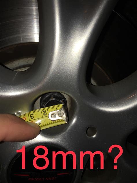 Mini Cooper Lug Nut Socket Size