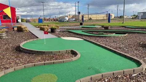mini golf accessibility