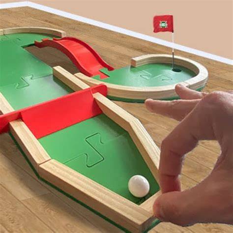 I made a mini mini golf board game mildlyinteresting