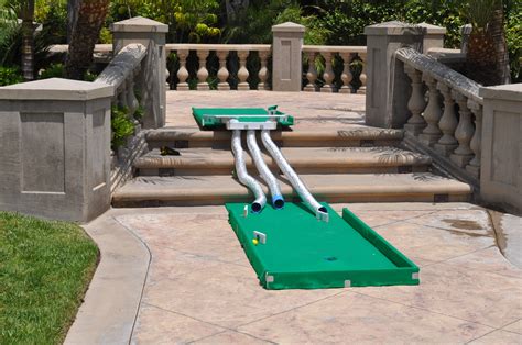 mini golf hole obstacles