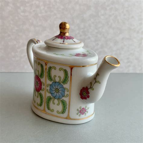 Mini Porcelain Teapot