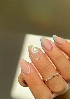 Minimal Acrylic Nails - The Latest Trend In 2023