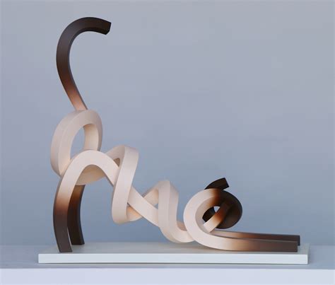 Minimalism in Sculpture: Shaping Essence