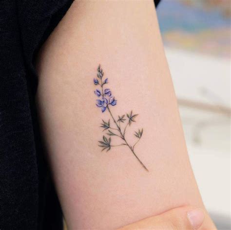 Incredible Minimalist Flower Tattoo Design 2023