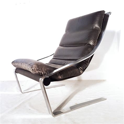 Minimalist Lounge Chair, Fawn Leather and Chrome, 1970 at 1stDibs