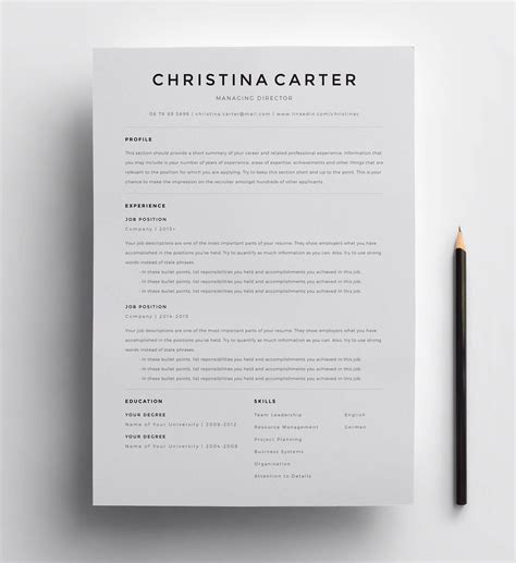 15+ Clean Minimalist Resume Templates (Sleek Design)