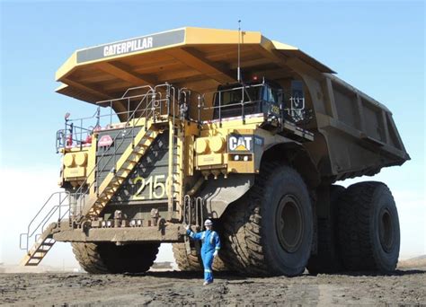 mining dump truck tire size