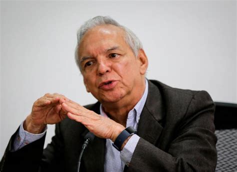 ministro de hacienda colombia 2024