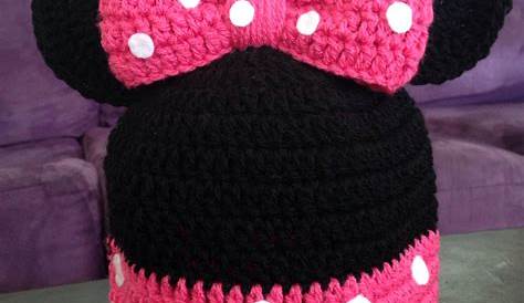 twenty somethin' mom crochet minnie and mickey mouse earflap hat pattern