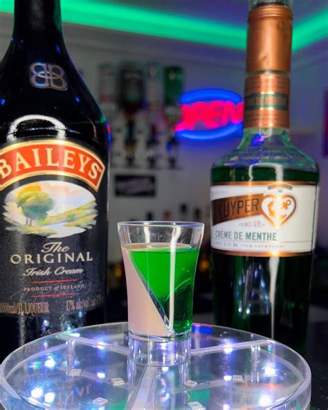 Mint Aero Baileys