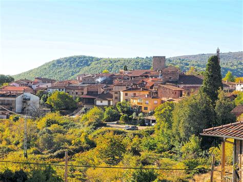 Naked & Fearless: Madison Jane Dives Into Raw Nude Artistry!