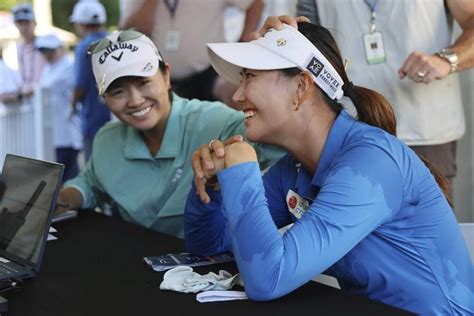 Miranda Wang Golf Star