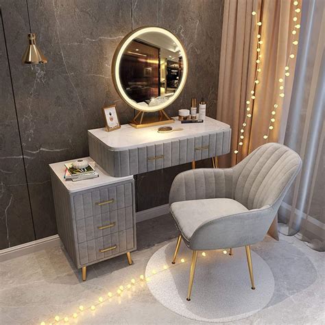Mirror In Vanity Table