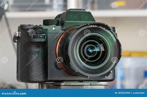 Mirrorless Camera Wide Angle Lens