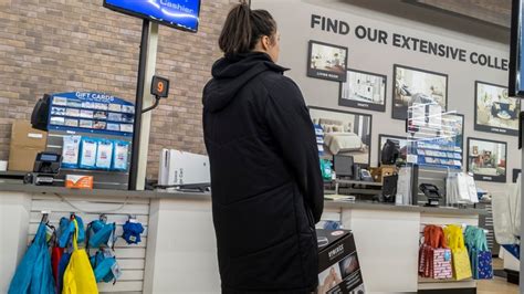 Bed Bath & Beyond will close all brand stores until April 3 CNN