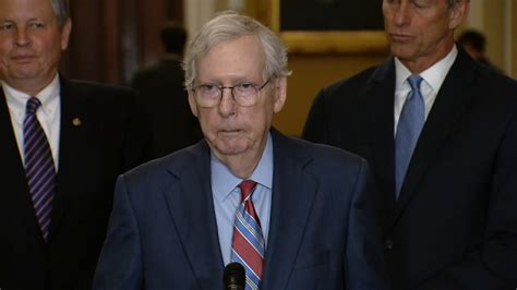 mitch mcconnell video freeze