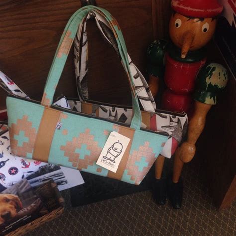 Mitchell's Bookstore