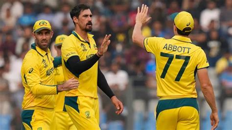 mitchell starc dates joined
