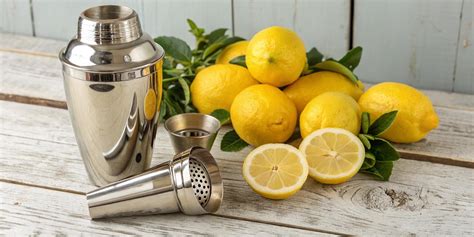 Mixed Drinks Using Lemon Juice