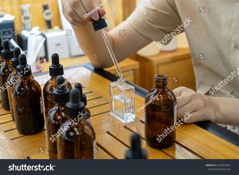 Mixing perfume