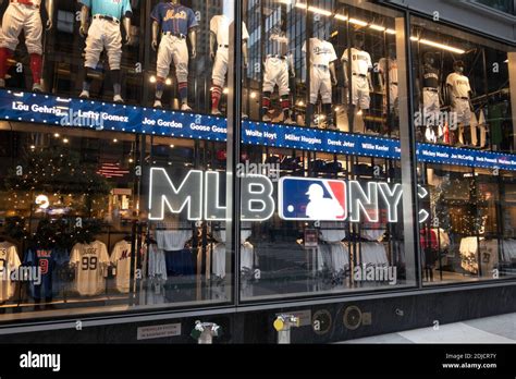 mlb shop new york city