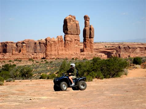 moab 4 wheel tours