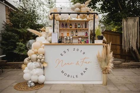 20+ Mobile Bar Weddings