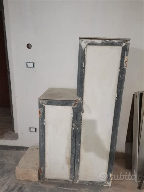 Mobile Esterno Ferro