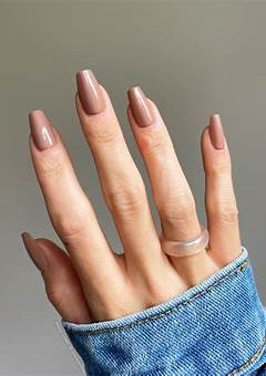 Mocha Brown Acrylic Nails: The Perfect Trend For 2023