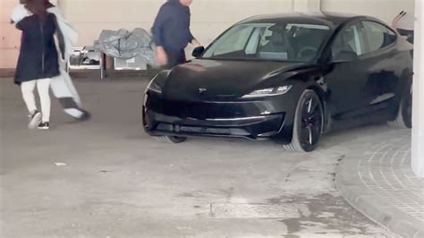 model 3 ludicrous australia