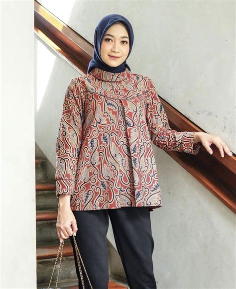 model baju batik perempuan