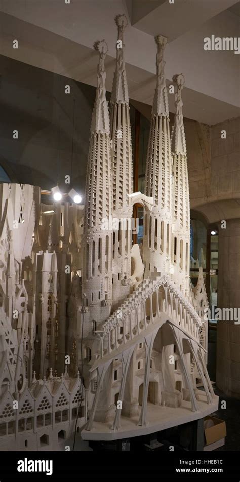 model of sagrada familia