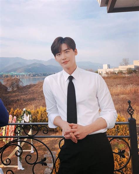 16 Model Rambut Pria Korea Terkeren Versi KDrama