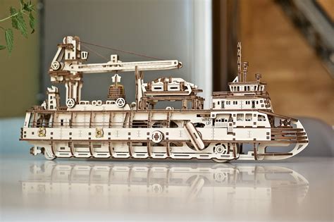 Model Ship Construction Kits