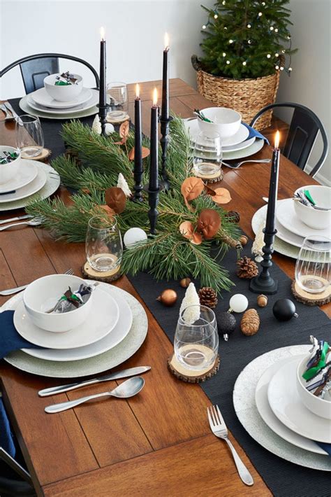 15 Modern Christmas Table Setting Ideas