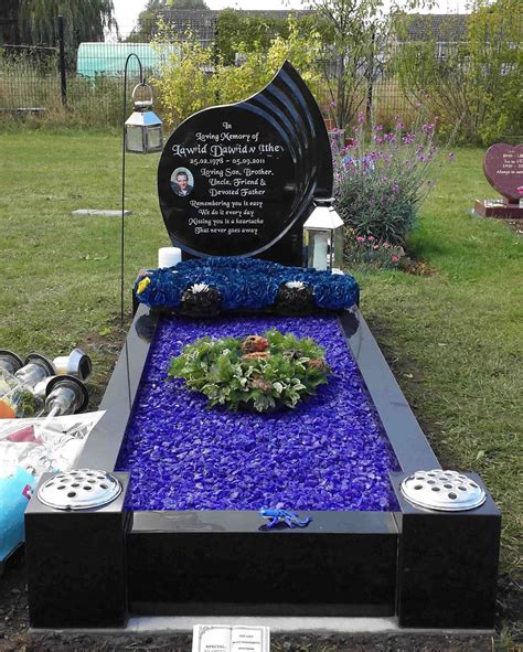 99 best Modern Gravestones images on Pinterest Funeral, Cement and