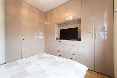 Modern Bedroom Built In Cupboards