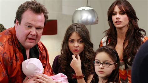 modern family episode 1