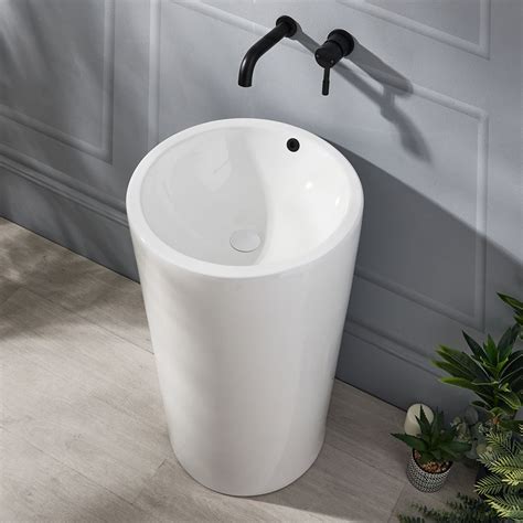 Modern Freestanding Basin
