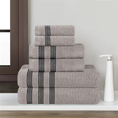 Modern Gray Bath Towels