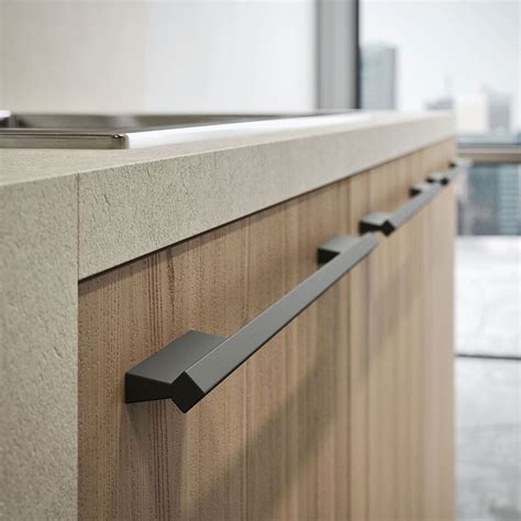 modern handles for kitchen cabinets