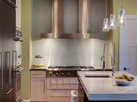 Modern Kitchen Backsplashes Designs