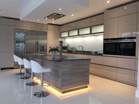 Transform Your Space: Modern Kitchen Ideas for a Stylish and Functional Upgrade