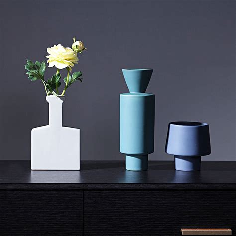 Modern Vase Desk
