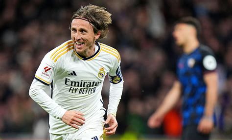 modric goal sevilla