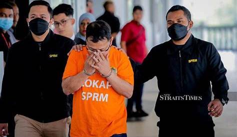 [UPDATED] MACC officer, ‘Datuk Roy’ charged for taking RM640,000 in