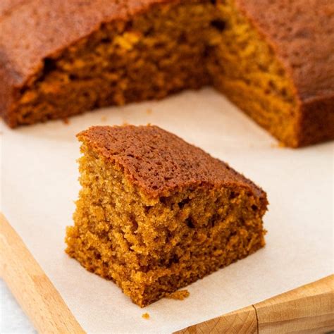 Moist Pumpkin And Ginger Cake