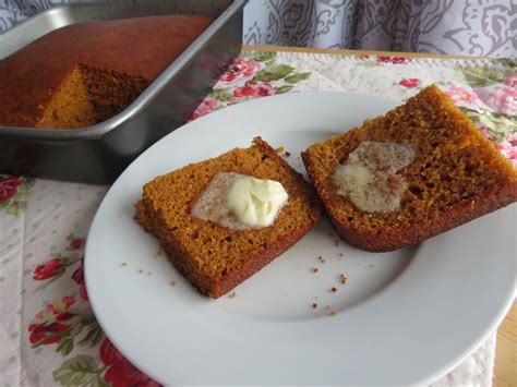 Molasses Corn Bread