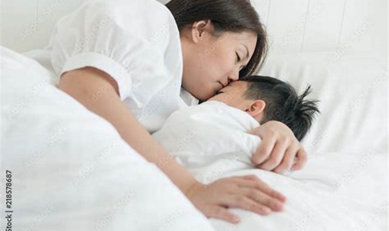 Mom And Son Sleep In Same Bed